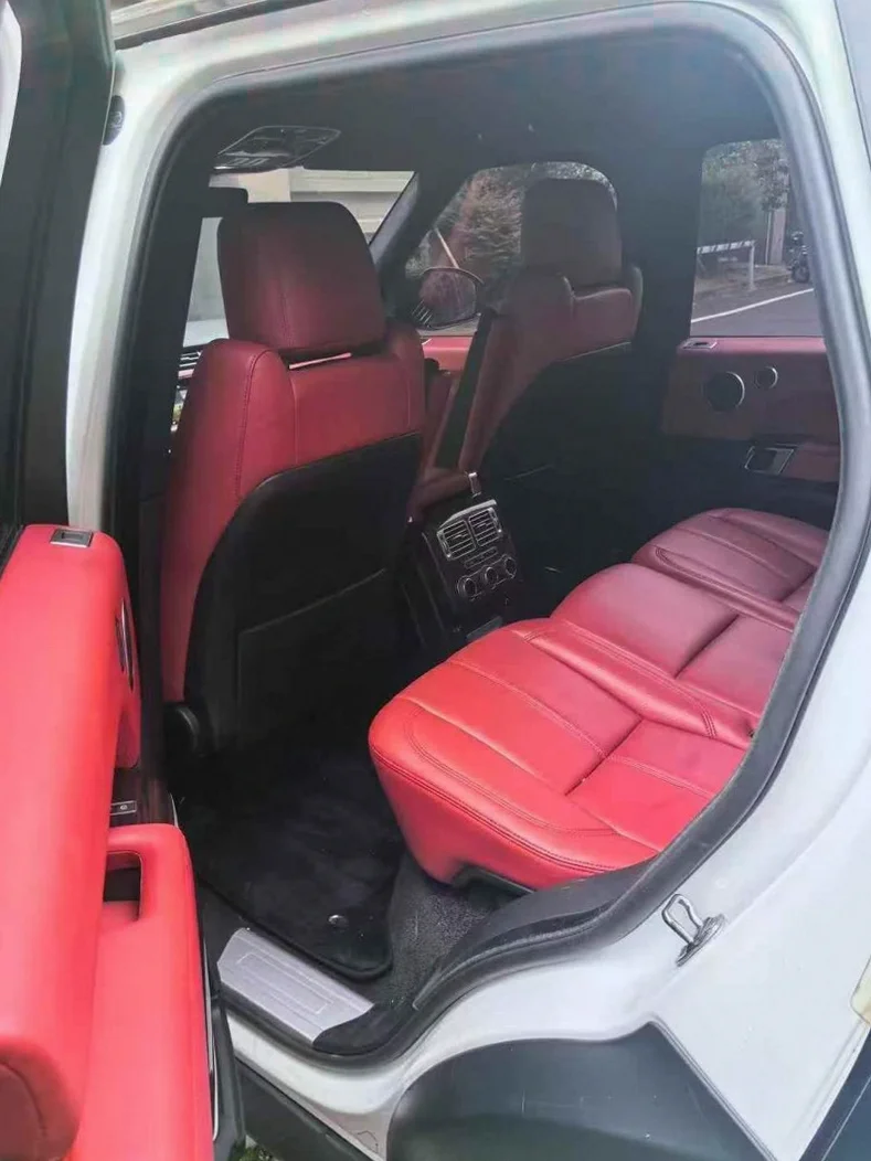 路虎揽胜行政 后面外观三