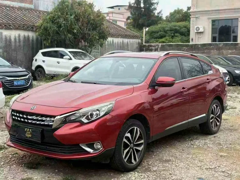 启辰T90 正面外观三