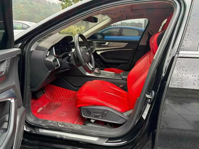 奥迪A6L 后面外观二