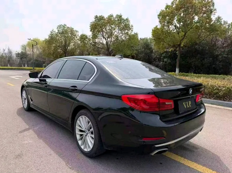 宝马5系 内饰后排