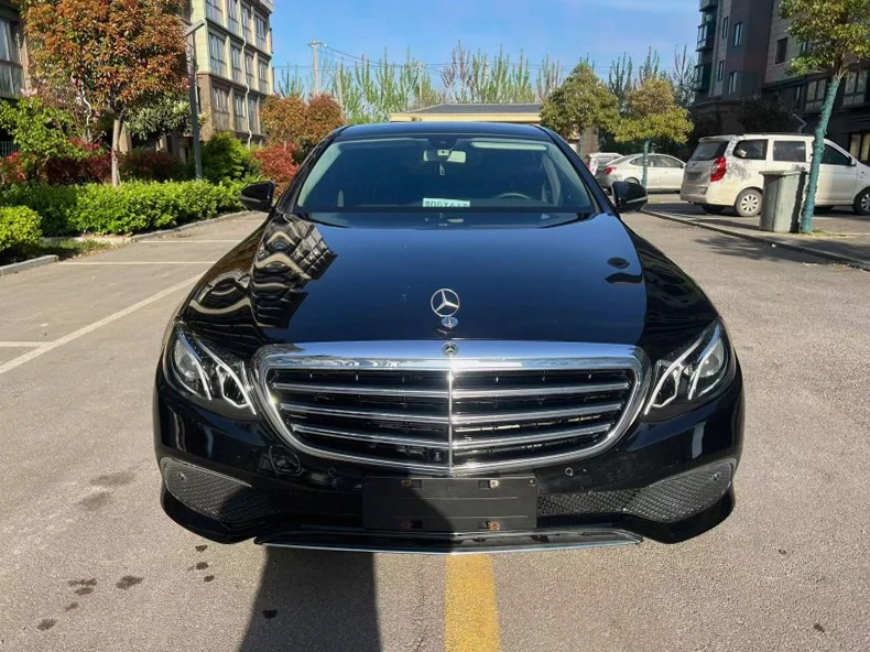 19年奔驰E300L豪华型