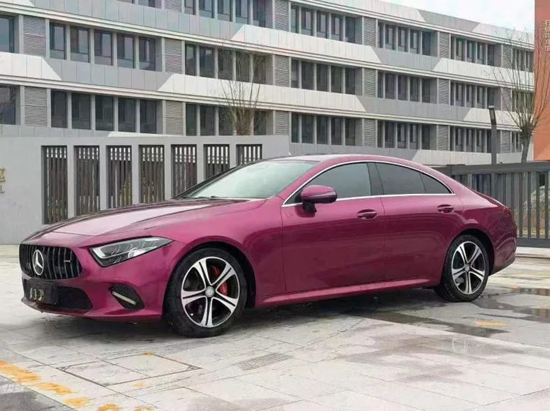 奔驰CLS 正面外观二