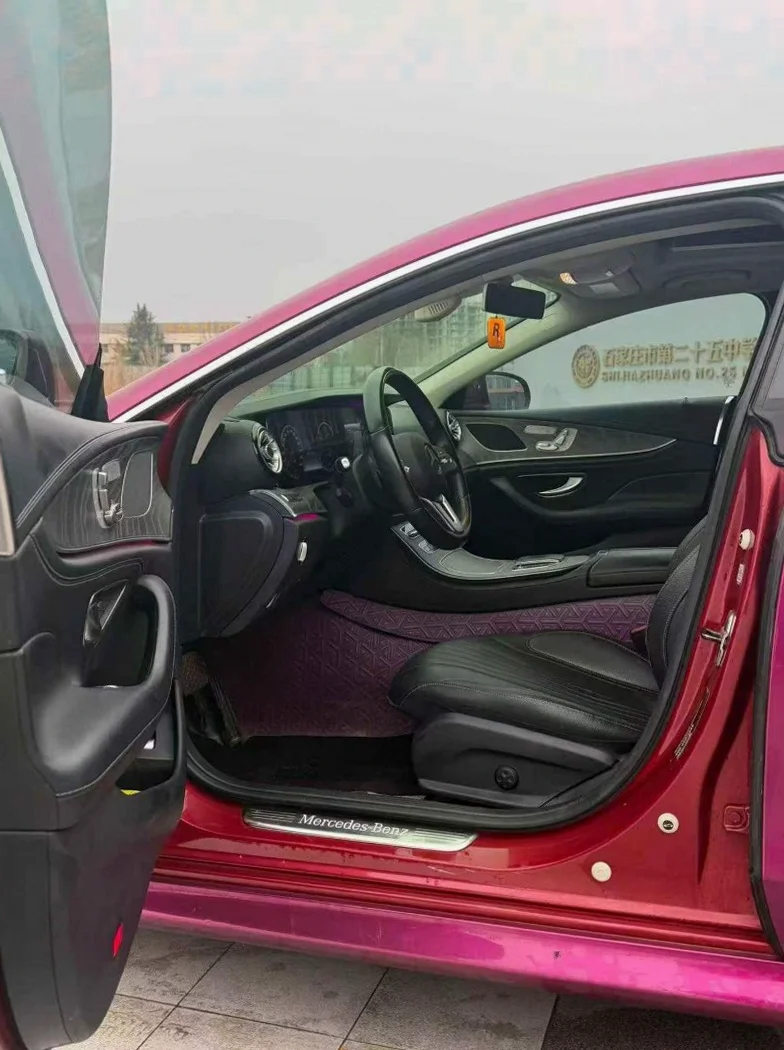 奔驰CLS 后面外观三