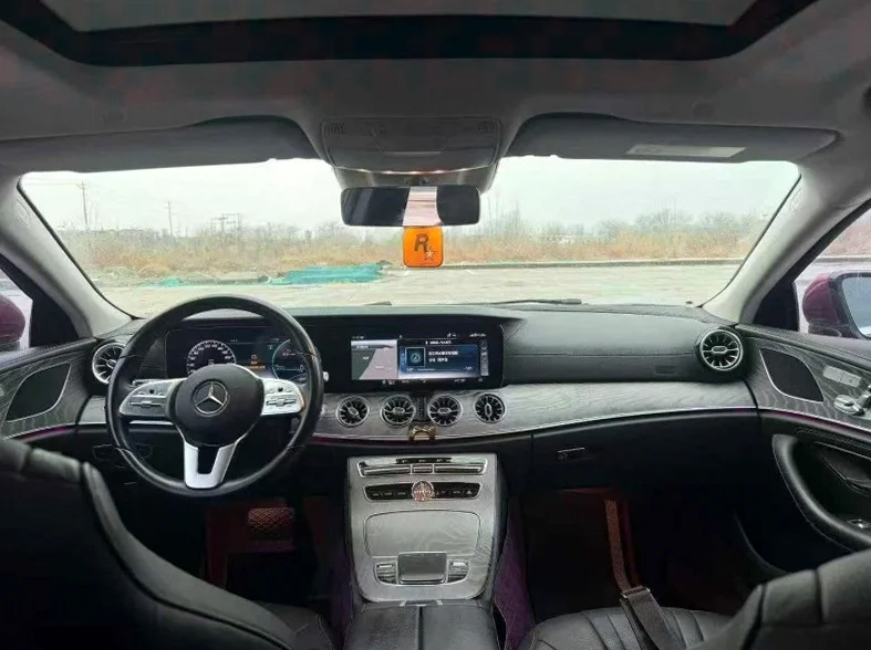 奔驰CLS 后面外观二