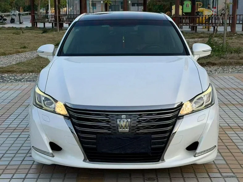 19年丰田皇冠2.0T自动先锋版