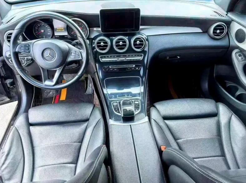 奔驰GLC 后面外观二