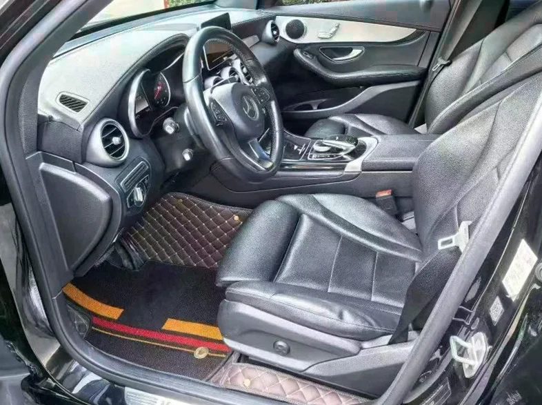 奔驰GLC 后面外观三