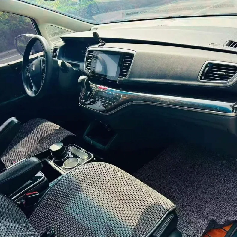 本田奥德赛 后面外观二