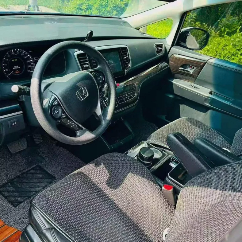 本田奥德赛 后面外观三