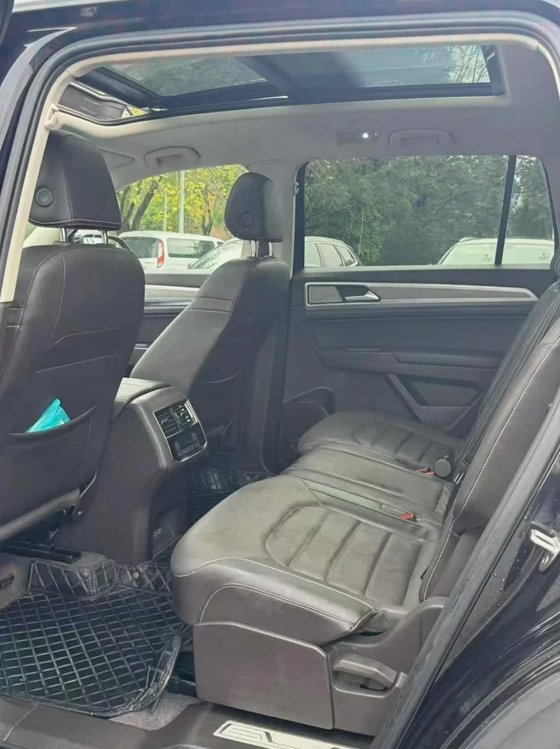 大众途观 后面外观二