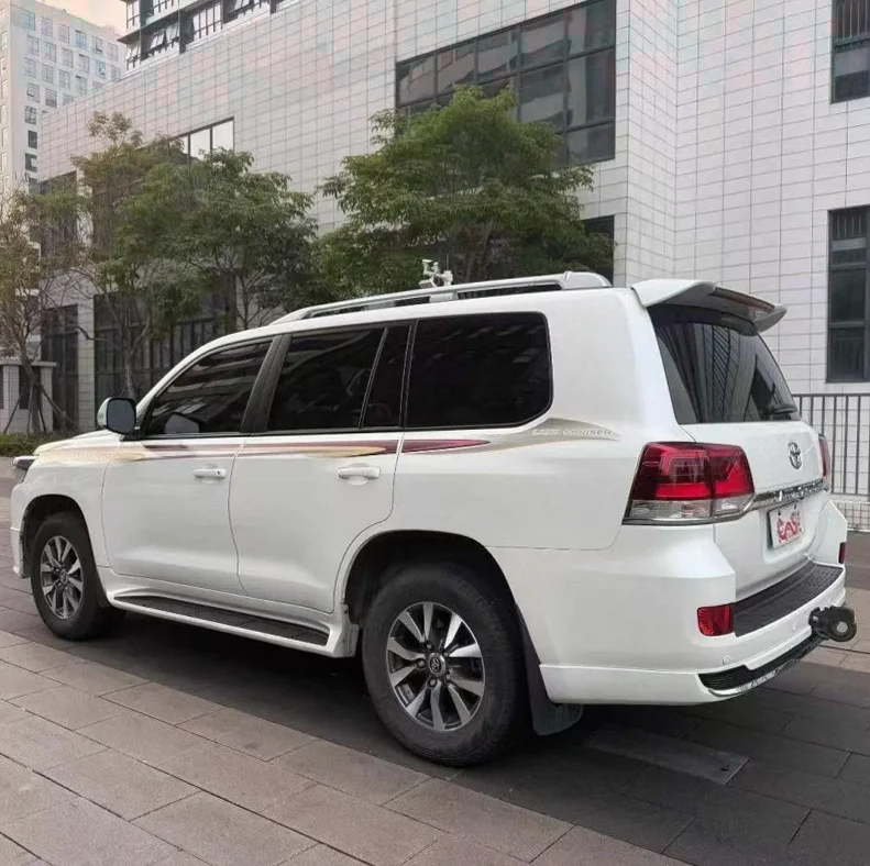 丰田兰德酷路泽 内饰后排