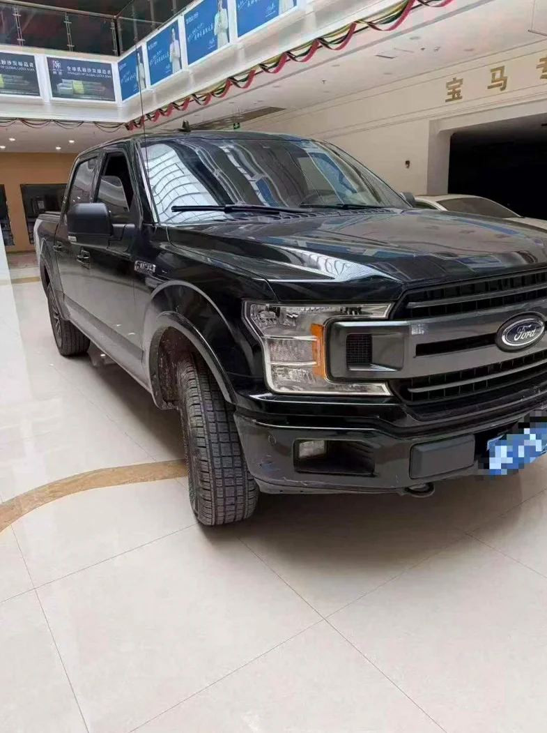 福特猛禽 正面外观二