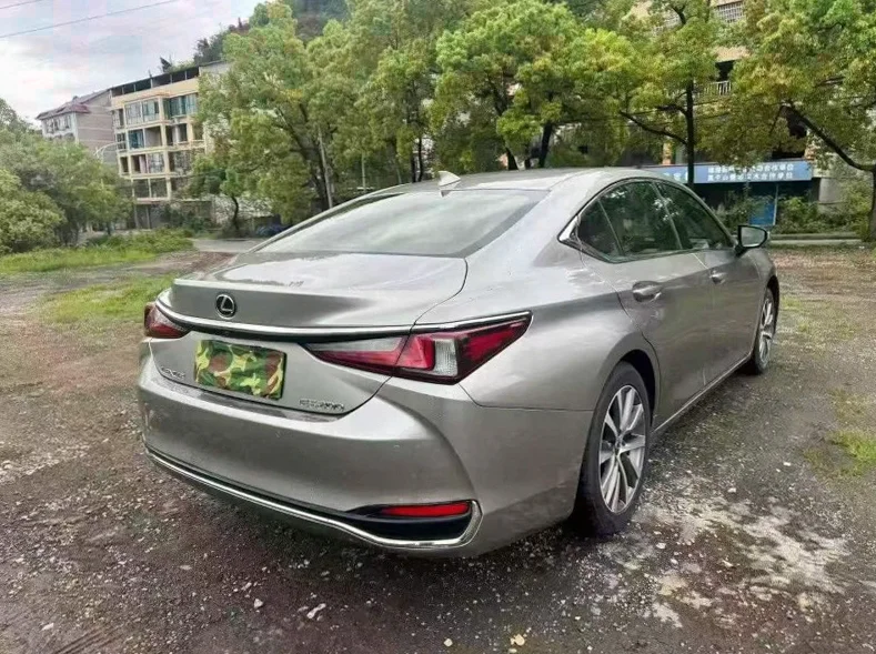 雷克萨斯GS 内饰后排