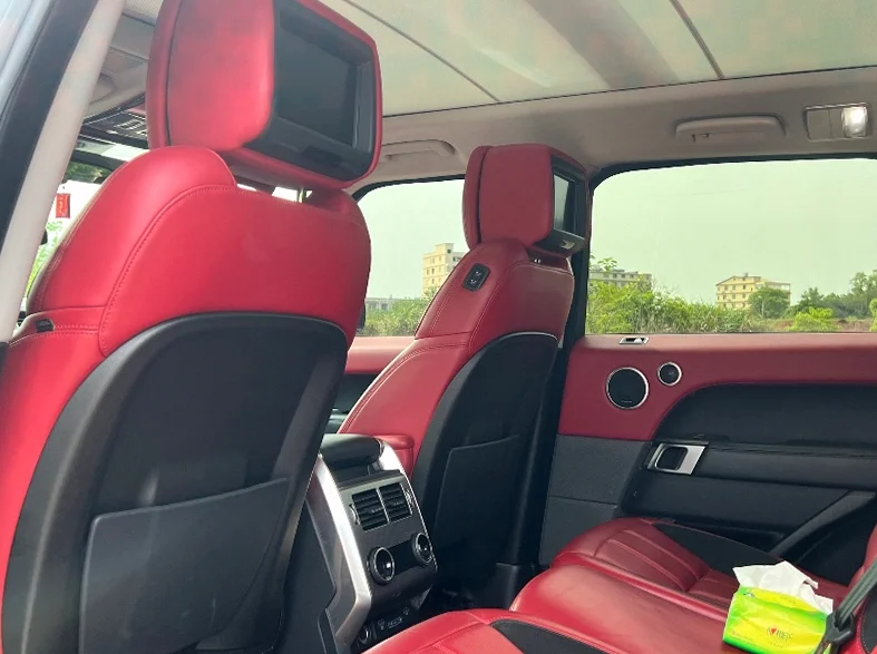 路虎揽胜运动 后面外观一