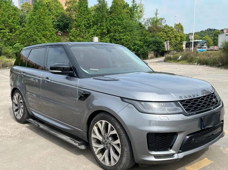 路虎揽胜运动 正面外观三