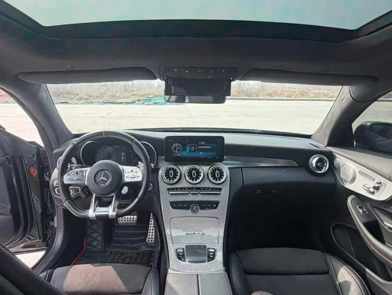 奔驰AMG 后面外观二