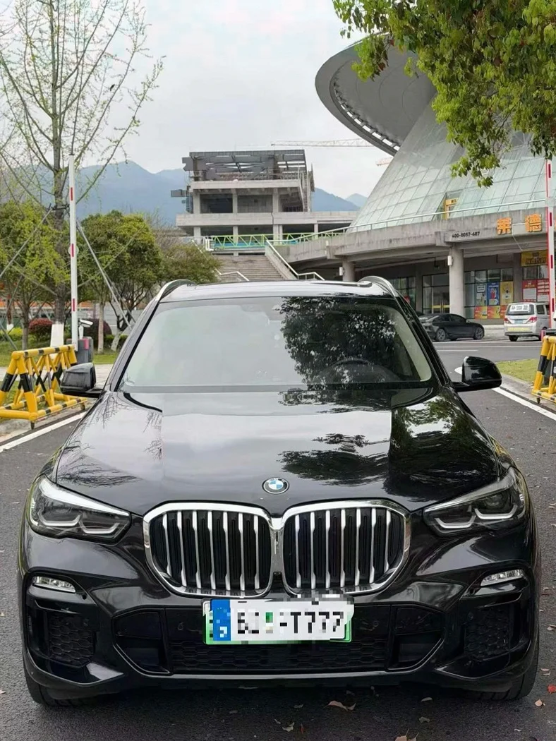 21年宝马X5 3.0T插电混动