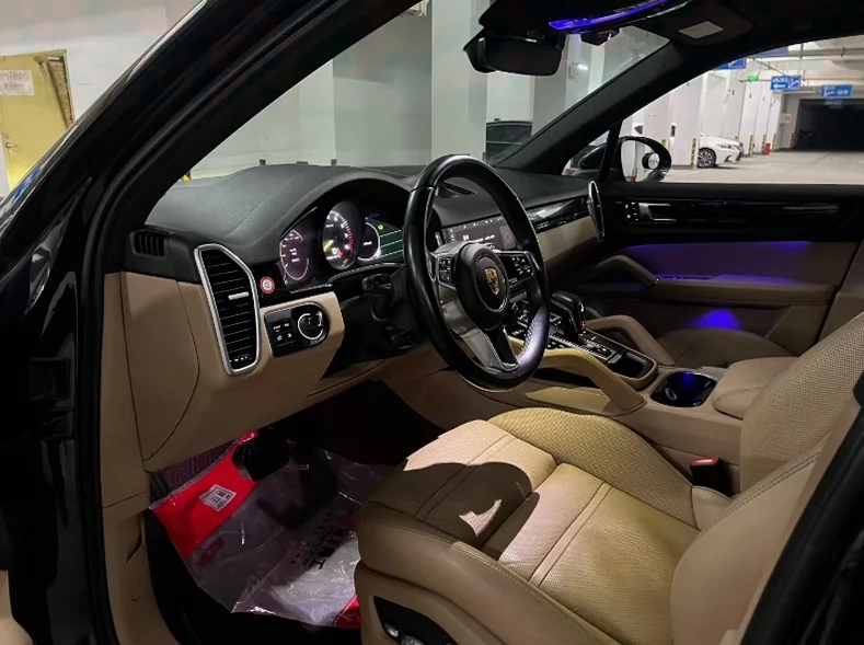 保时捷卡宴 后面外观三