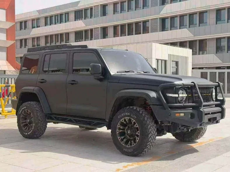 长城汽车坦克 正面外观三