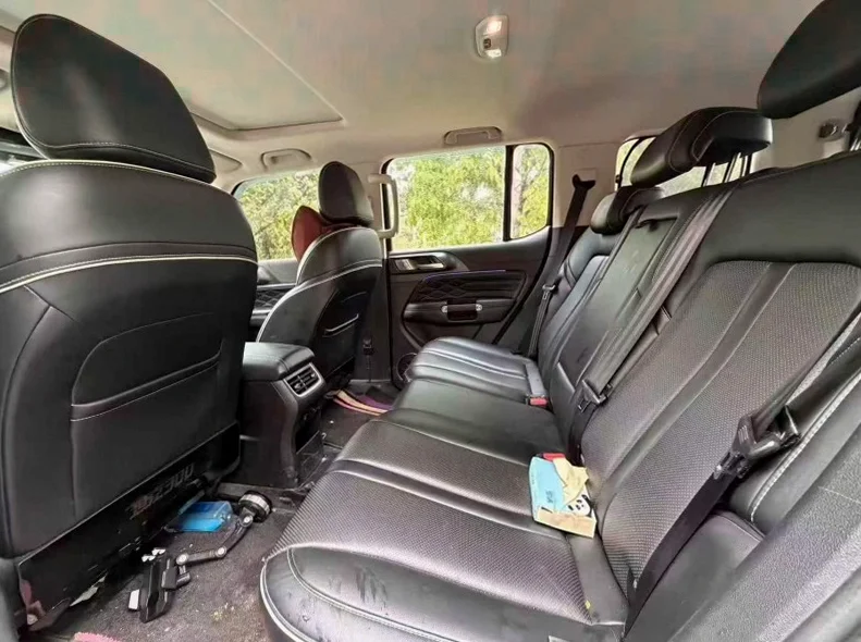 长城汽车坦克 后面外观一