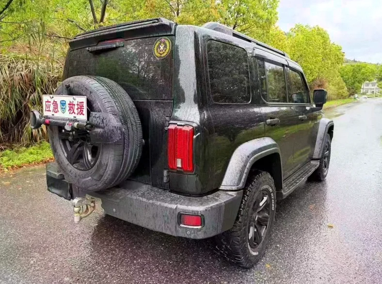 长城汽车坦克 内饰后排