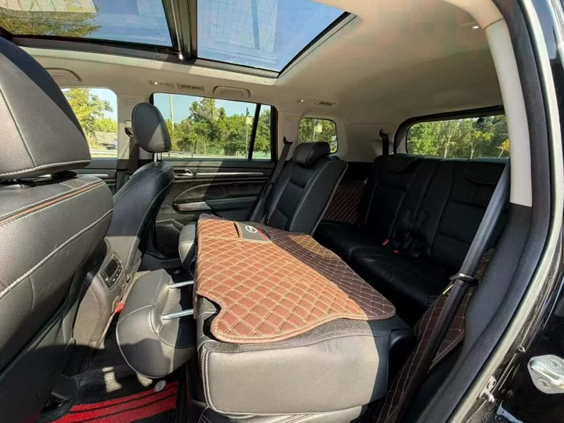 传祺M8 后面外观三