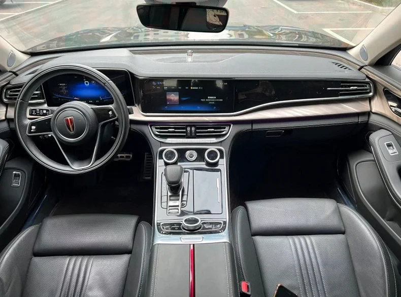 红旗H9 后面外观二