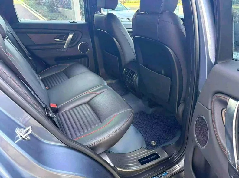 路虎发现神行 后面外观二