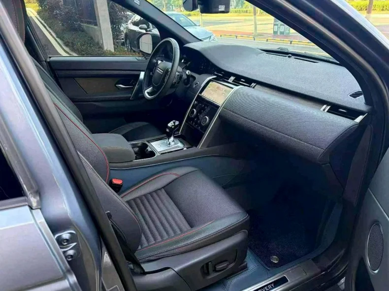 路虎发现神行 后面外观三