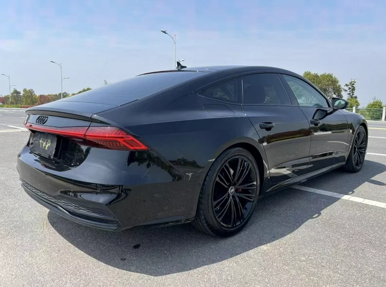 奥迪A7L 后面外观二