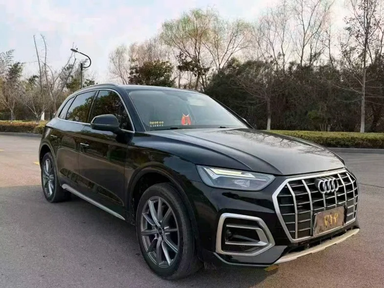 奥迪Q5 正面外观三