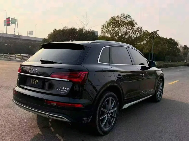 奥迪Q5 内饰前排