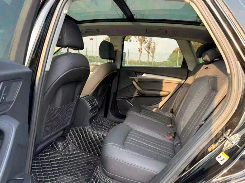 奥迪Q5 后面外观三