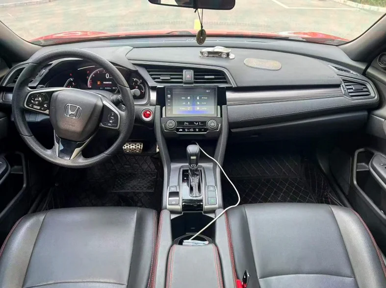 本田思域 后面外观二