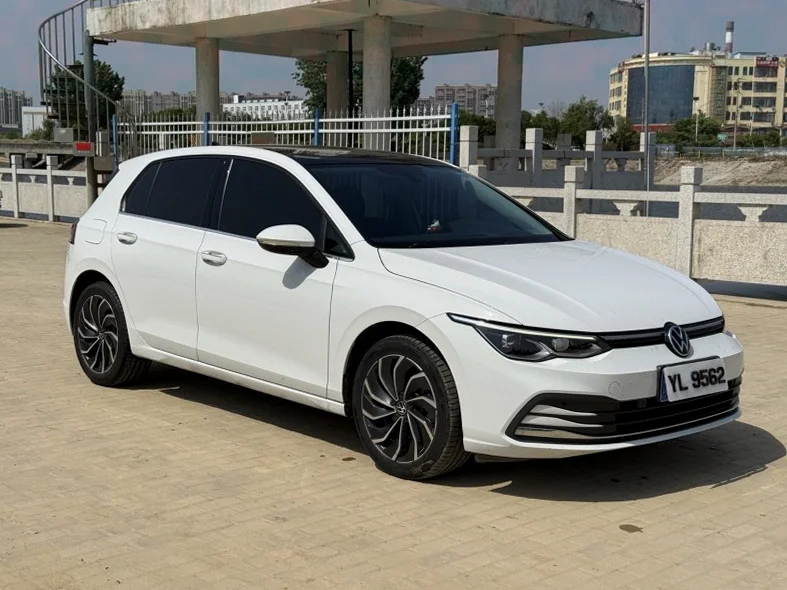 大众高尔夫 正面外观二