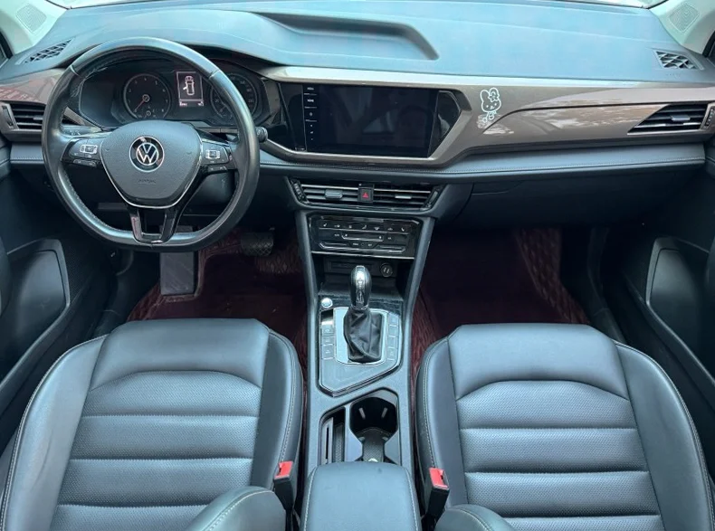 大众途岳 内饰后排