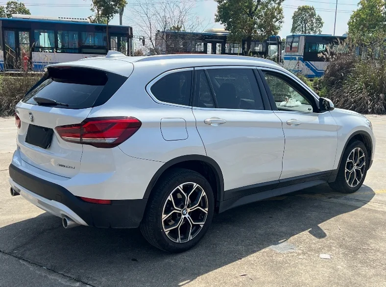 X1宝马 内饰前排