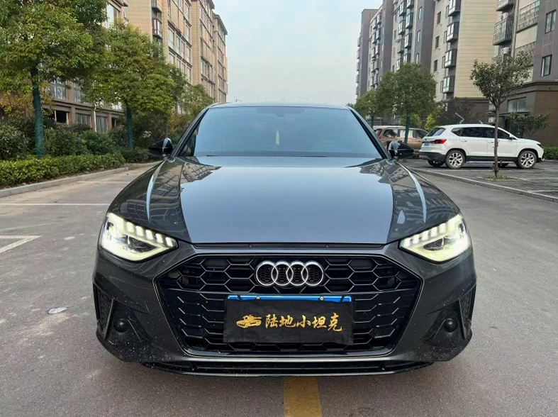 23年奥迪A4L 40TFSI豪华动感型