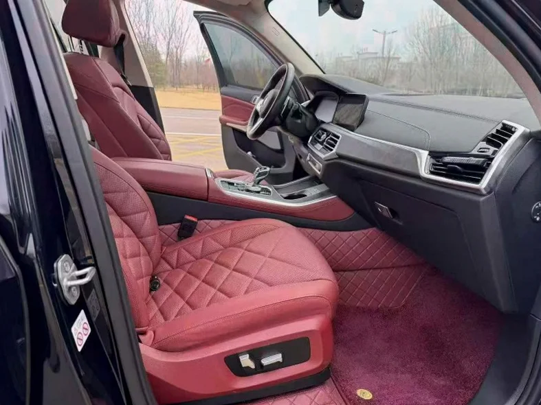 宝马X5 内饰前排