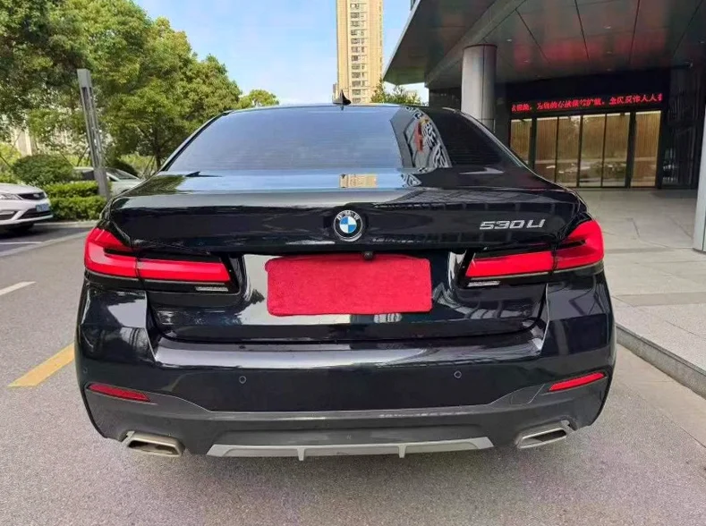 宝马5系 内饰后排