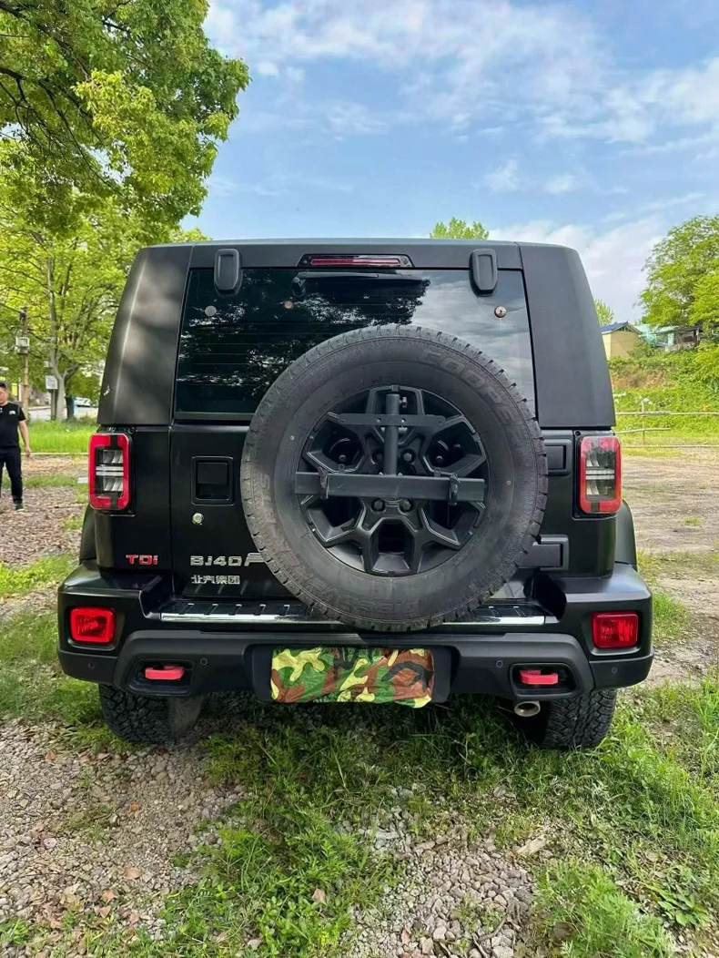 北京BJ40 驾驶室