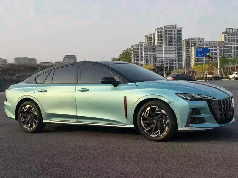 红旗H6 正面外观三