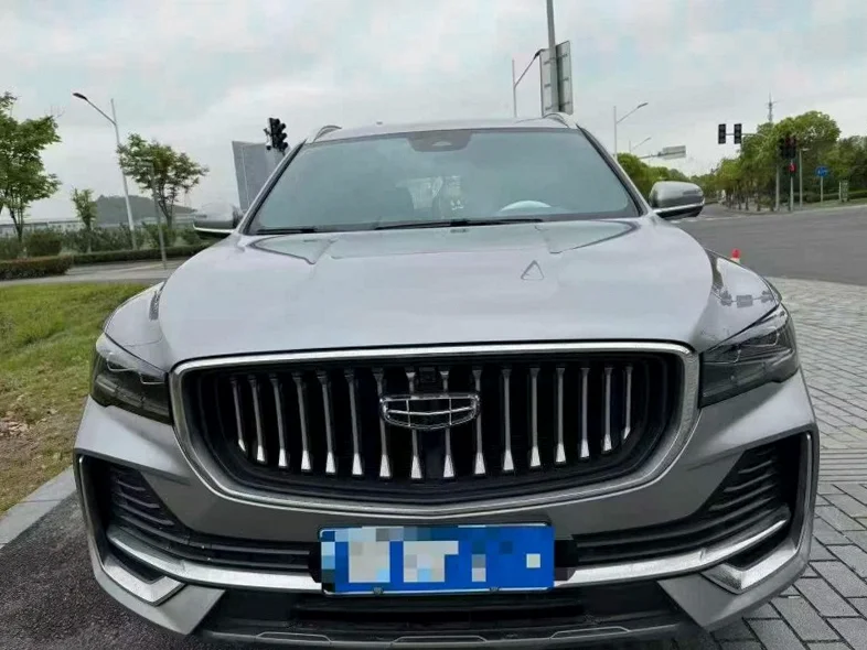 23年吉利星越L 2.0两驱尊贵型