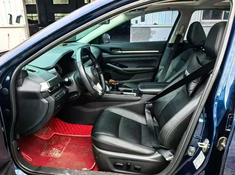 日产天籁 后面外观二