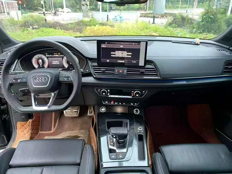 奥迪Q5 后面外观二