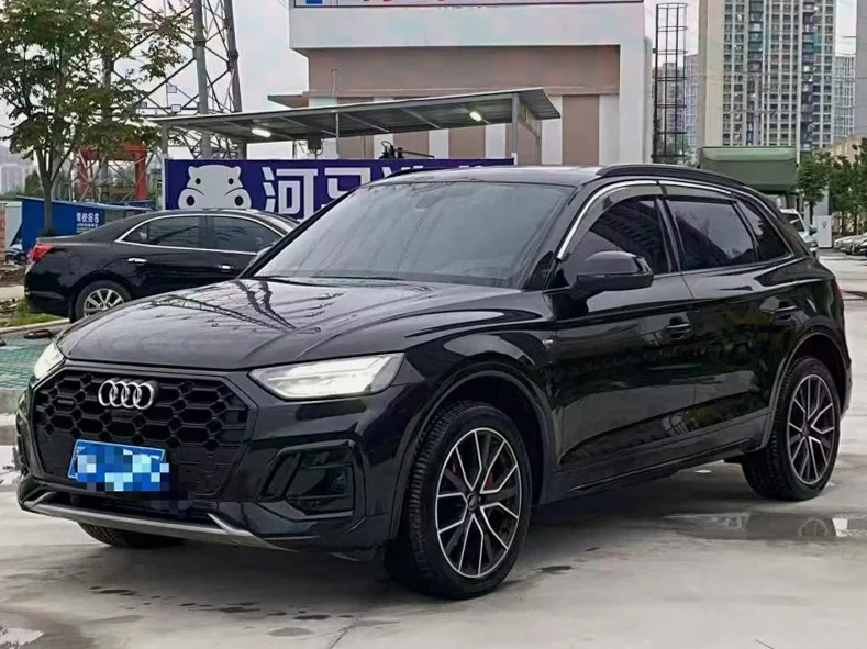 奥迪Q5 正面外观三