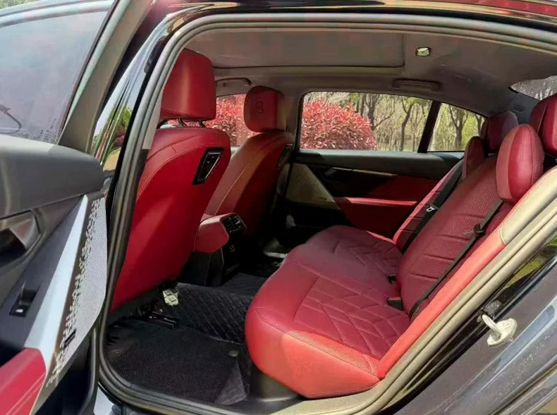 宝马5系 内饰前排