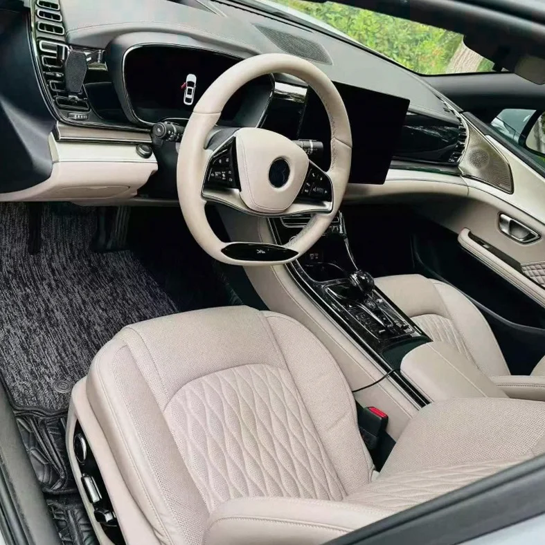 比亚迪汉 后面外观一