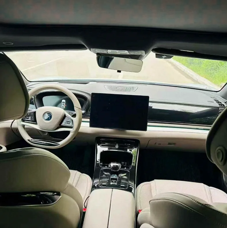 比亚迪汉 后面外观二