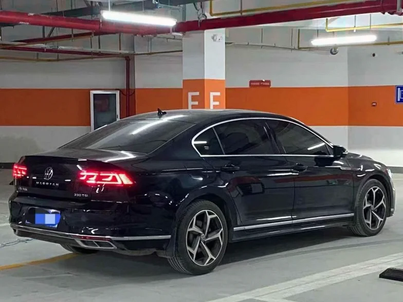 大众迈腾 内饰前排